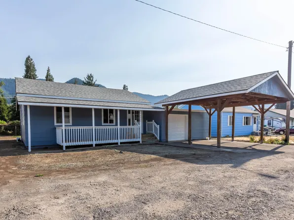 48452 Jasper Dr, Oakridge, OR 97463