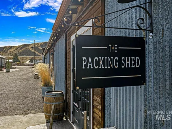 2731 Cherry Ln, Emmett, ID 83617