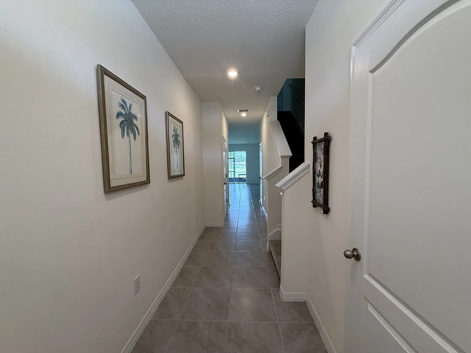 3 bed, 2.5 bath, 1740 sqft, $1,975 — Photo 2