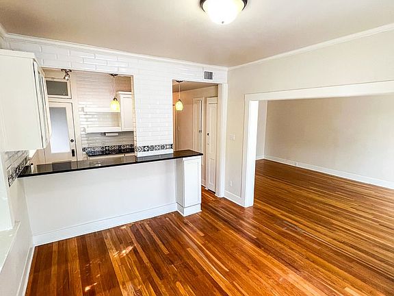 5th image of 1715 & 1717 N Stanton St #B