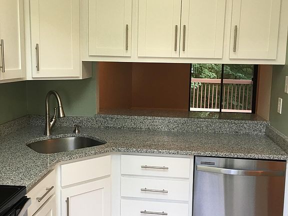 Breakfast bar