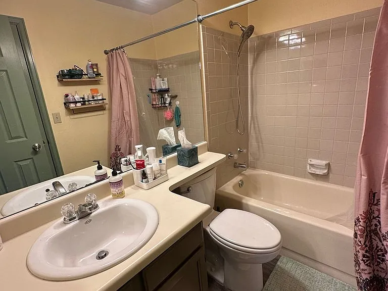 1120 Somerset St — Photo 11