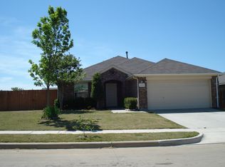 13721 Village Vista Dr, Haslet, TX 76052