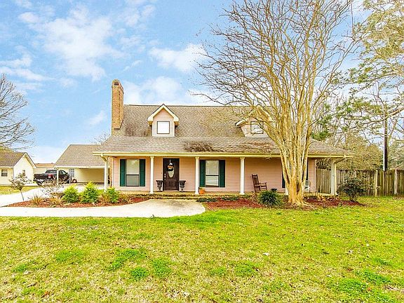 3rd image of 108 Ponderosa Ln