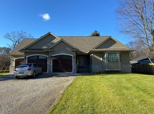 3274 Coolidge Hwy, Rochester Hills, MI 48309