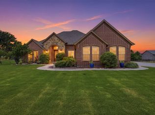 10508 Mustang Wells Dr, Fort Worth, TX 76126