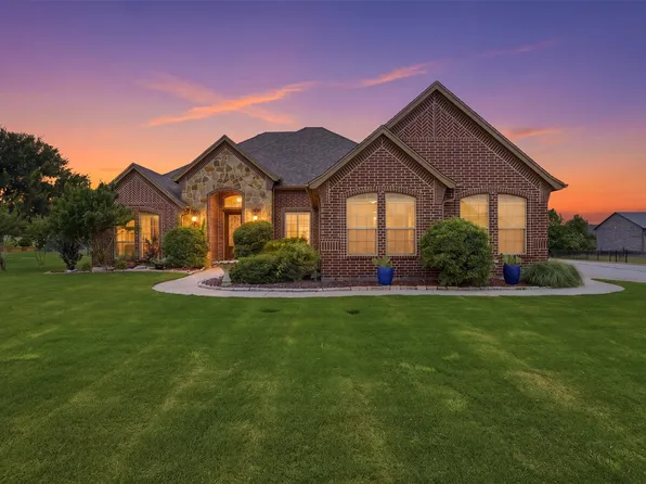 10508 Mustang Wells Dr, Fort Worth, TX 76126
