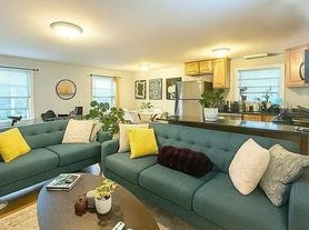 10 Avon St, Somerville, MA