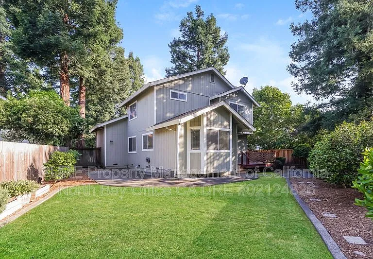 8 Voss Park Cir — Photo 29