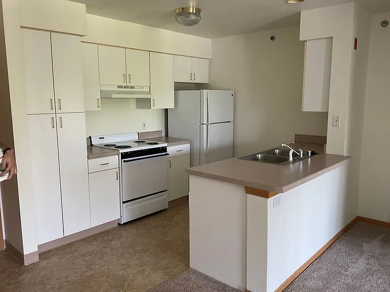 239 Columbus St — Photo 16