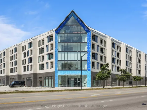 31 Huron St #208, Collingwood, ON L9Y 1C4