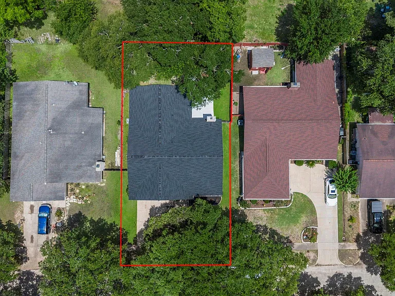 3902 Marywood Dr — Photo 41