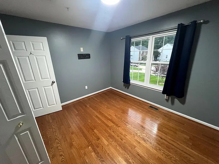 Grenfell Ct — Photo 19