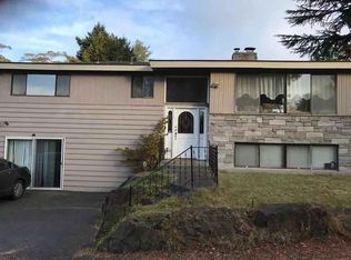 12012 38th Ave NE, Seattle, WA 98125