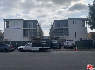 1284 W 37th St, Los Angeles, CA 90007