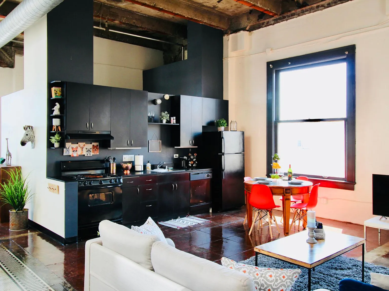 The Continental Lofts — Photo 4