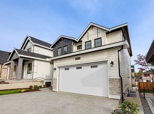 6914 204a St, Langley, BC