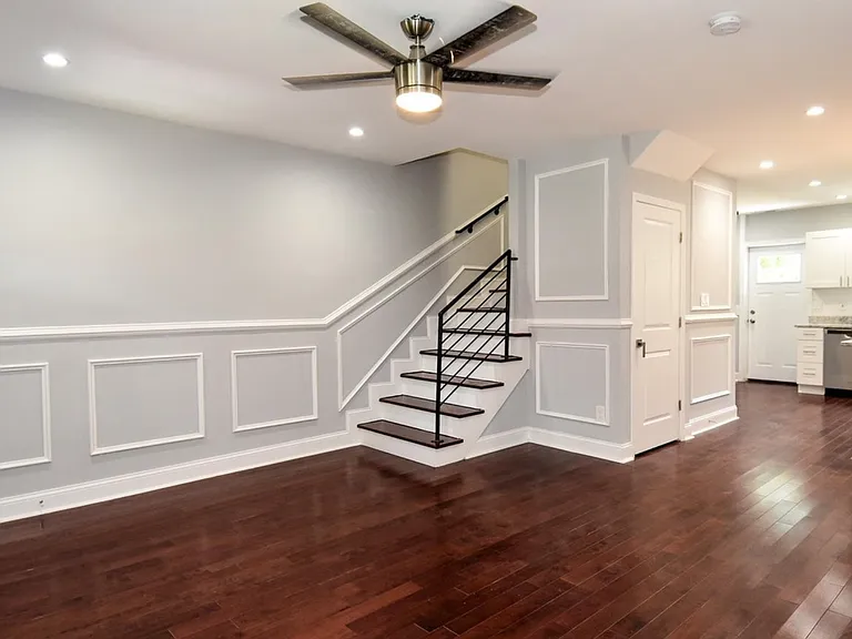 1373 Downing St NE — Photo 4