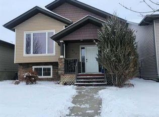 252 S Jordan Pkwy, Red Deer, AB T4P 0H1