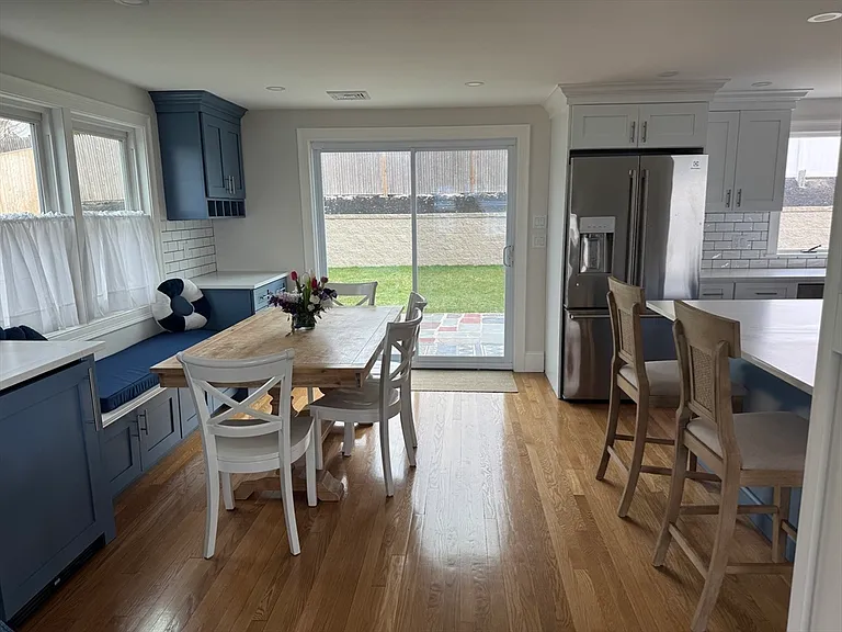 27 Standish Ave #AUGUST — Photo 11