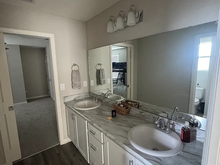 1191 Mountain Flower Ln — Photo 2