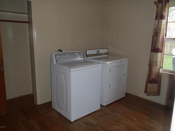 5th image of 1448 Mullins Ave NW