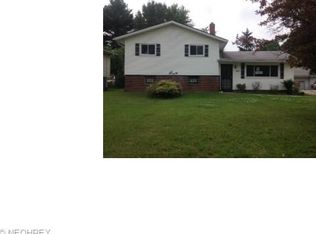 5672 Vickie Ln, Bedford Heights, OH