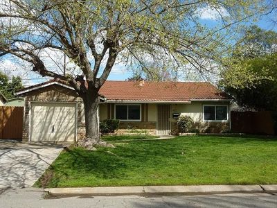 1004 Singingwood Rd, Sacramento, CA, 95864