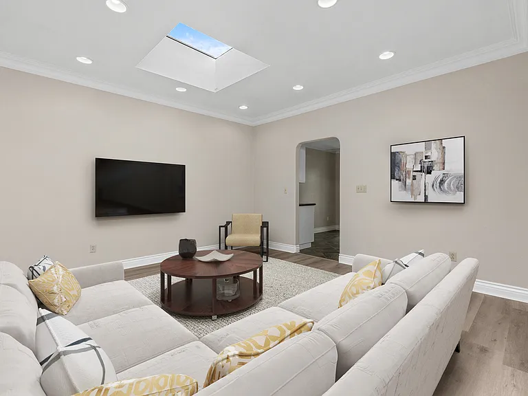 6728 Antilope St — Photo 31