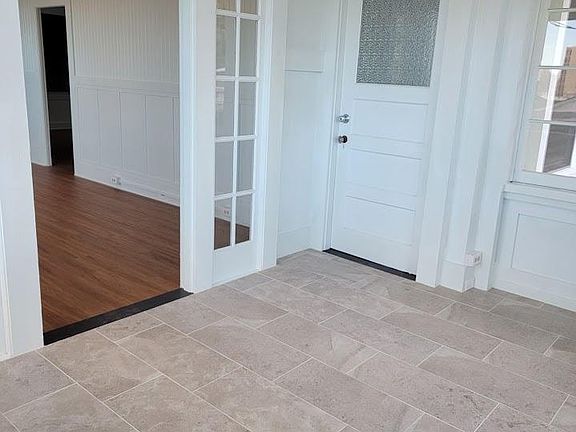 Entry Room looking right