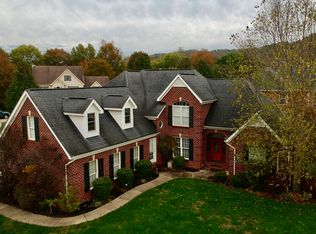 136 Island Way, Winfield, WV 25213