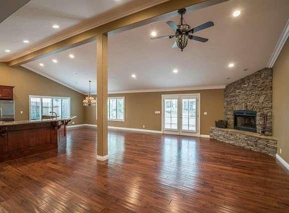 4th image of 3068 E Black Hills Ct