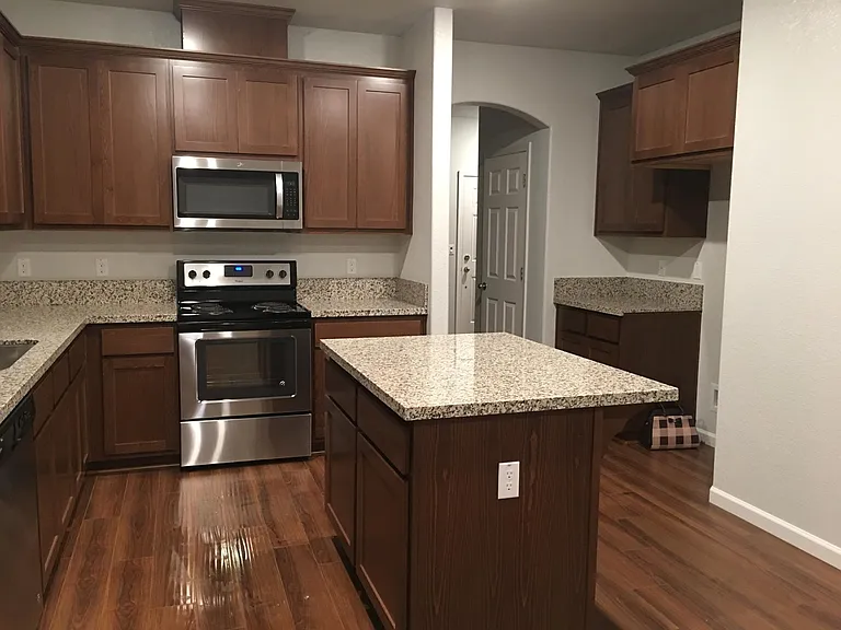 8131 Weeping Willow Ln — Photo 5