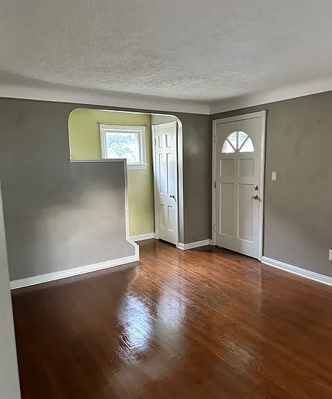 4610 Wellington Ave — Photo 7