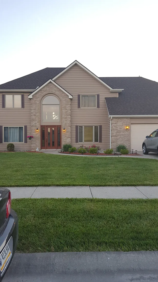11305 Glenbarr Dr photo 1