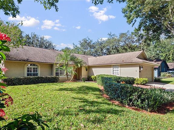 2nd image of 1043 Willa Lake Cir
