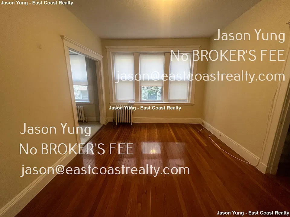 63 Woodstock Ave #4