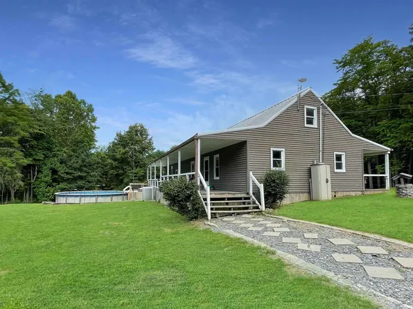 6294 Rattlesnake Rd, Spencer, IN 47460