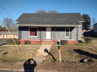 109 White St SW, Concord, NC 28027