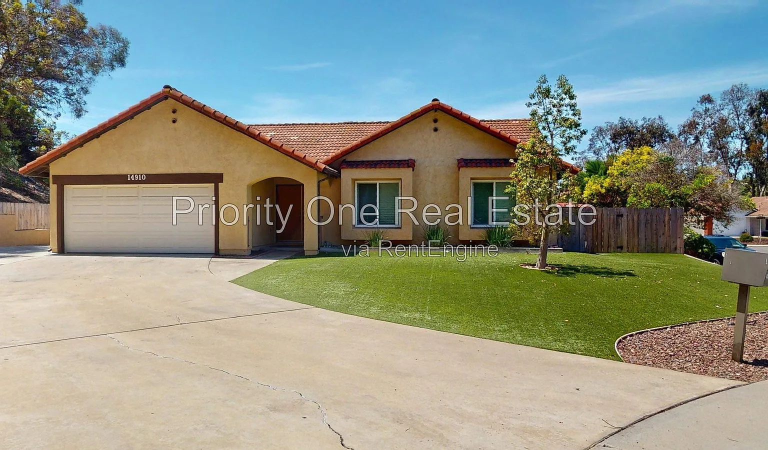 3 bed, 2.0 bath, 1837 sqft, $4,500 — Photo 1