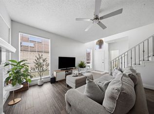 2108 Montclair Ln, Lewisville, TX 75067
