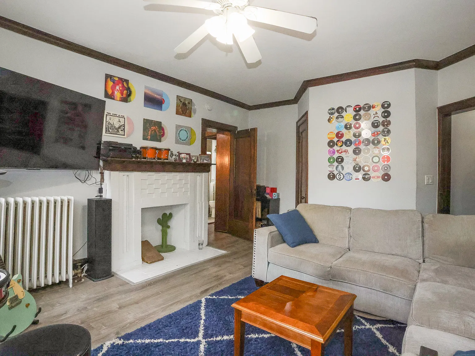 913 W Sheridan Rd — Photo 4