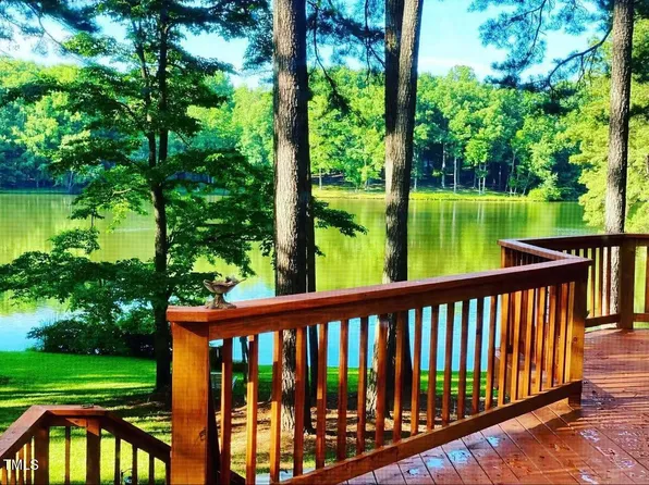 11813 Edgewater Ct, Raleigh, NC 27614