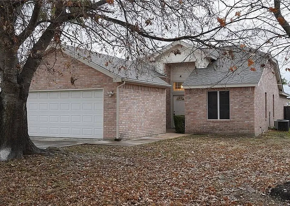 2103 Bluebonnet Dr