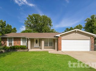 43 Westbrook Dr, O'Fallon, MO 63366