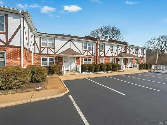 3rd image of 2066 Lakeview Road #A