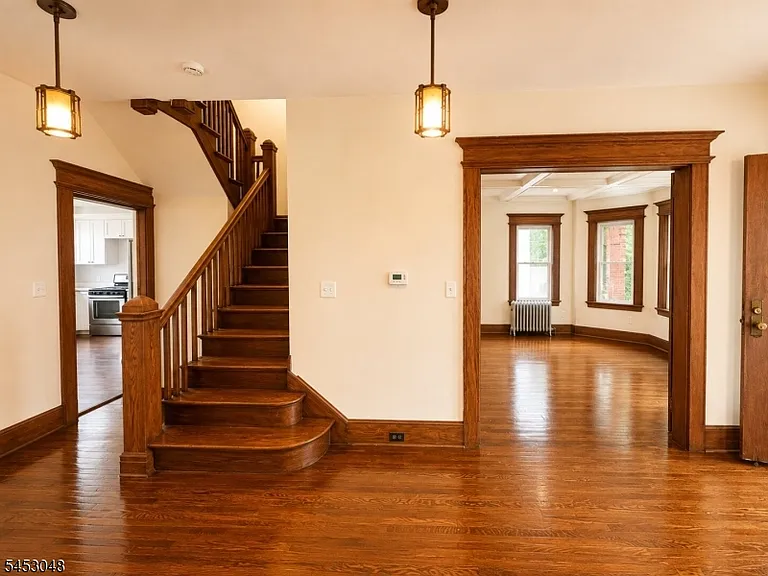2 Cloverhill Pl #1 — Photo 9