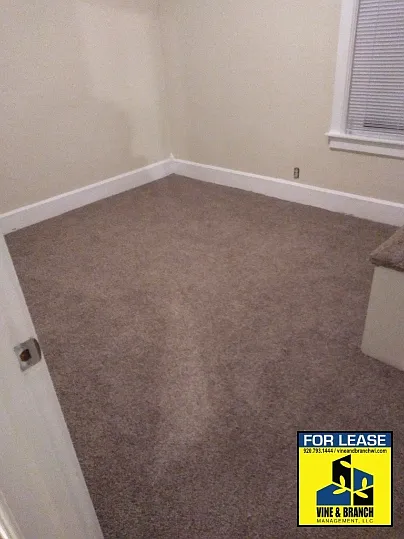 806 N Water St — Photo 9