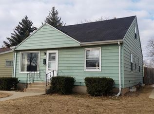 733 S 94th St, West Allis, WI 53214