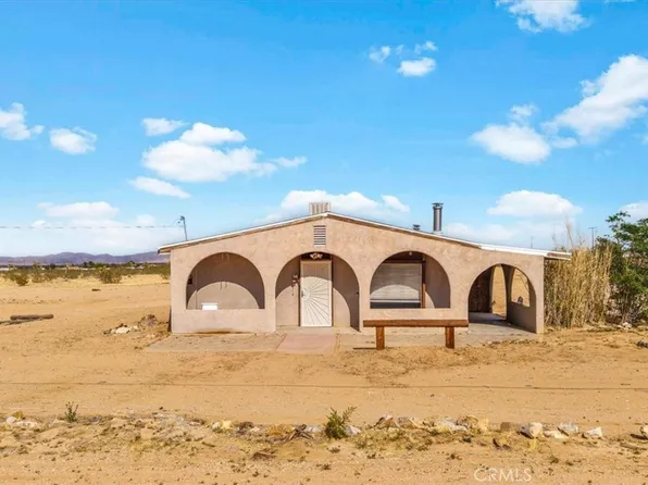 59724 Stearman Rd, Landers, CA 92285